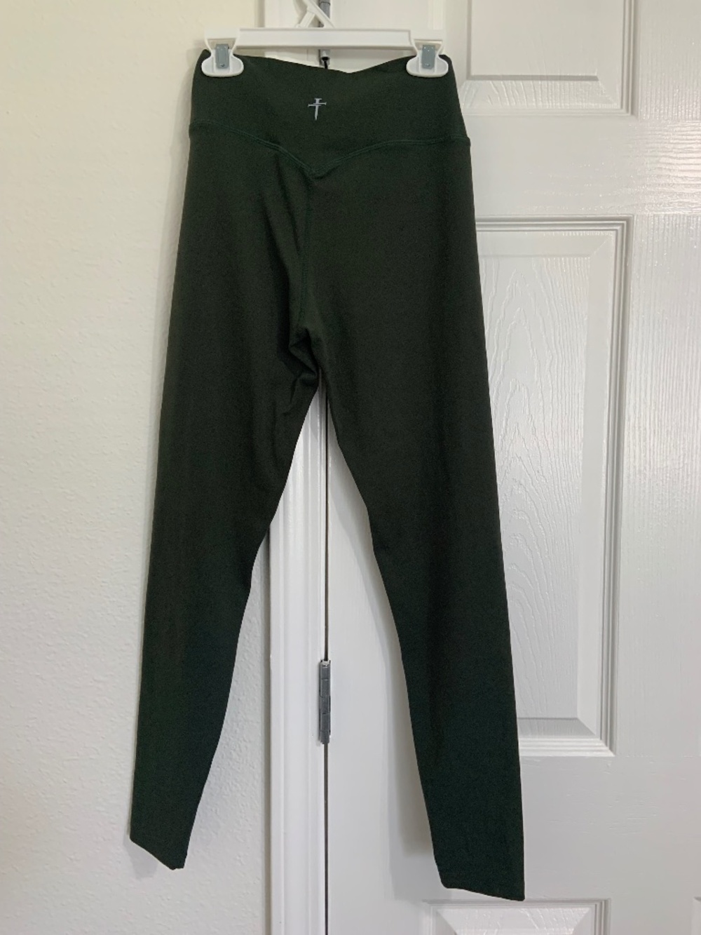 Three Nails Navy Green Leggings – Women’s Size Small – 25” Inseam